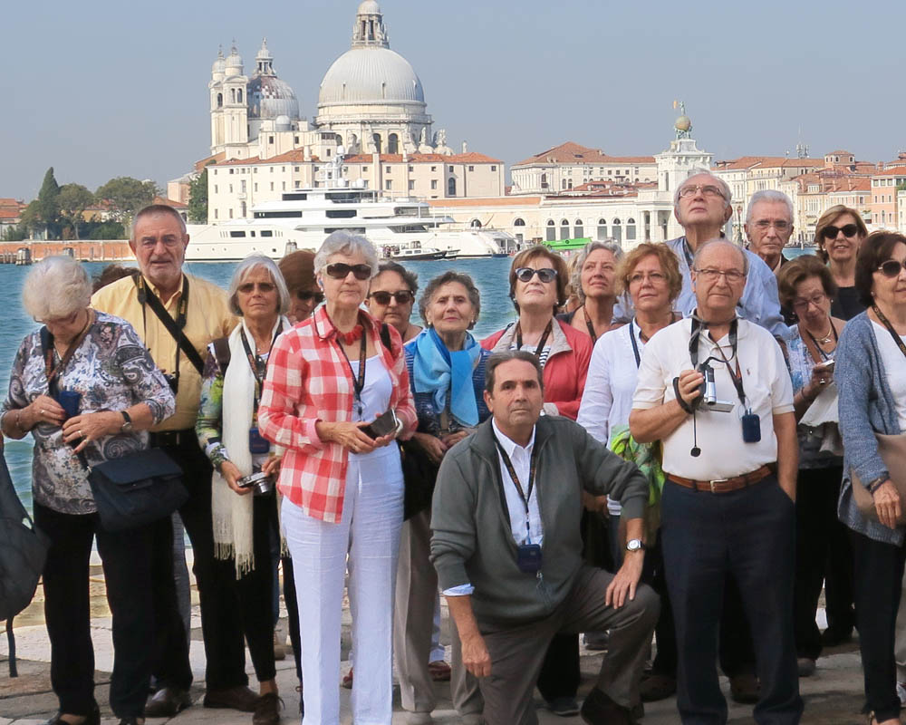 Viatges en grup, Santa Maria de la Salute, viatge cultural i musical , foto grup, Mitic Viatges